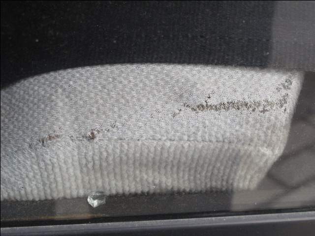 ganz schön dünn - Stoffverkleidung hinten_640.jpg